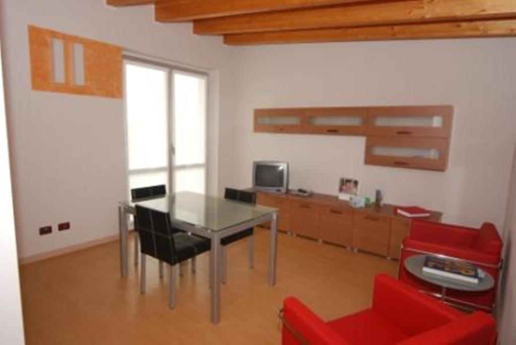 Residence & Suites Solaf Bonate di Sopra Quarto foto