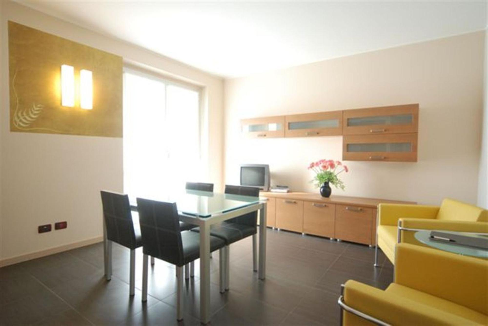Residence & Suites Solaf Bonate di Sopra Exterior foto